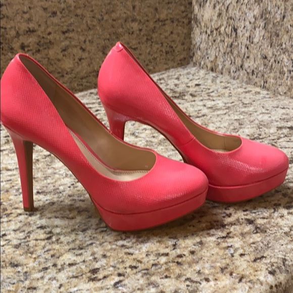 Heels - Picture 3 of 4